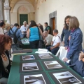0019_la-lettura-di-portfolio-nel-chiostro